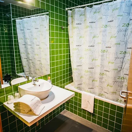 Bed & Breakfast Puzzle 4*